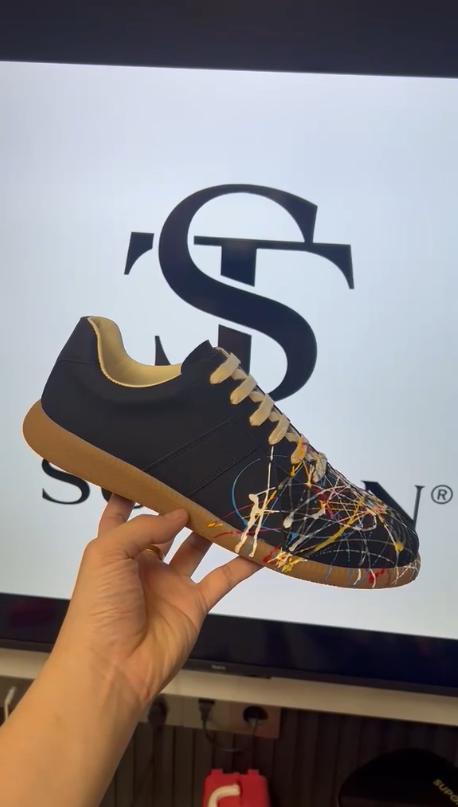 Maison Margiela Replica pintado à mão